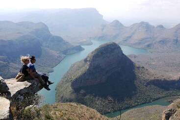 هتل Moya Safari Lodge & Villa