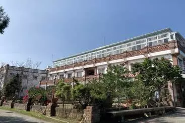 تختخواب و صبحانه Lu Din Manor