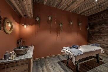 هتل & Spa Le Val D Isère