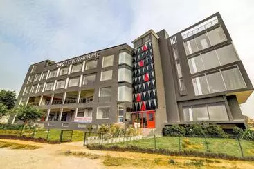 Hôtel Oyo Townhouse 125 Medawas