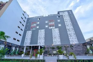 Hotel Oyo Townhouse 284 New Building Sector 104