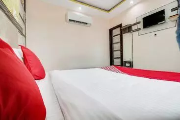 Hotel O Tulsi Palace
