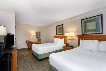 هتل La Quinta Inn By Wyndham Tallahassee North