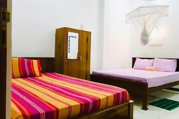 פנסיון Green Jade Inn Mirissa