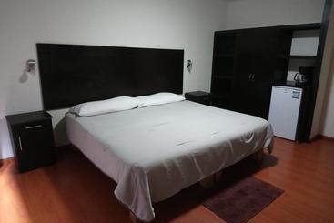 בית מלון כפרי Guiba Las Americas