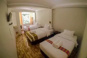 ホテル Rumiqolqa Machupicchu
