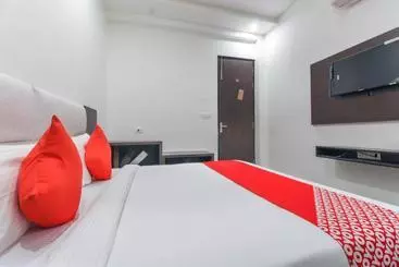 Hotel Capital O 62878 Comfort Enn