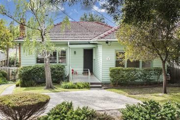 דירות לתיירים Hillside House