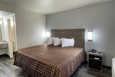 هتل Masters Inn Atlanta Doraville At I 85 & 285