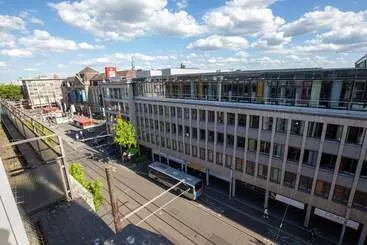 هتل Area24i7 Europaplatz Apartment