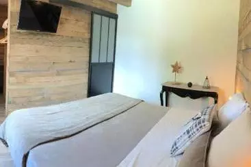 Bed and Breakfast Le Pigeonnier De La Farge