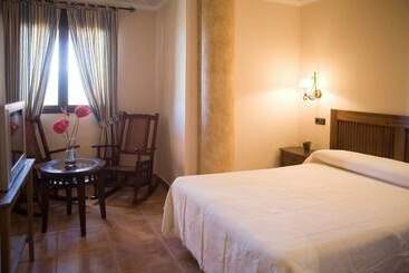 ホテル Restaurante Cerrillo De San Marcos