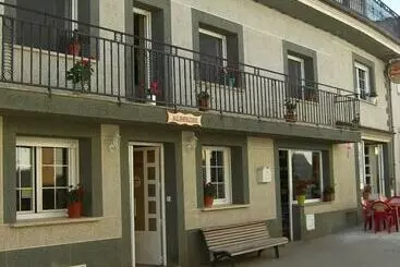 Albergue Agustina   Hostel