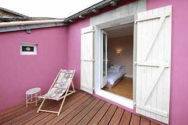 צימר La Loge Des Fées