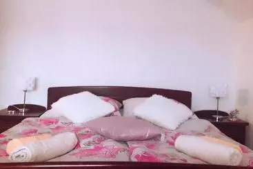 Turistihuoneistot Apartman Magdalena