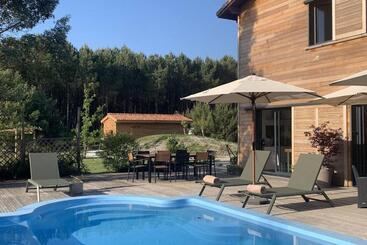 ベッドアンドブレックファースト La Grange Du Coulin