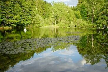 ペンション Les Gîtes Insolites De L Etang D Anty