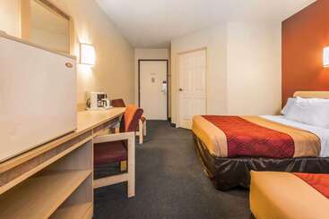 Otel Red Roof Inn Johnstown