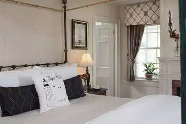 ホテル Old Manse Inn