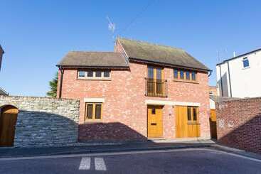 茅舍 Dennetts House