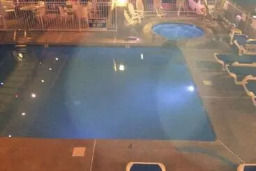 Mango Motel