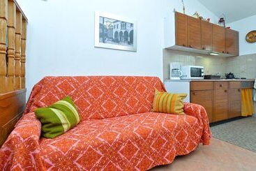 آپارتمانهای توریستها Apartment 522