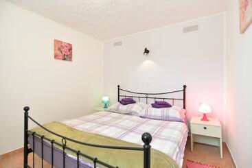 דירות לתיירים Apartment 669