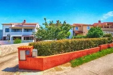 ツーリストアパートメント Apartment 893