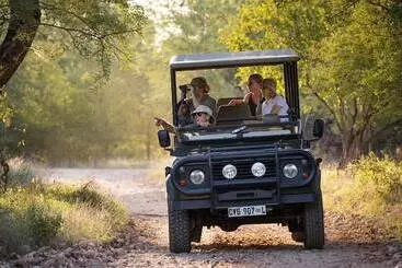 Hotel Parsons Hilltop Safari Camp