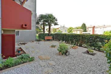 Turista apartmanok Modern Apartment In Poreč