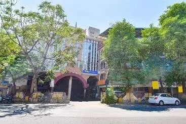 Fabhotel Shivam