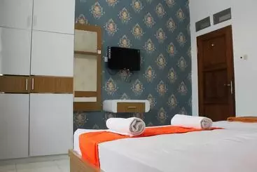 پانسیون Reddoorz Syariah @ Jalan Siliwangi Tasikmalaya