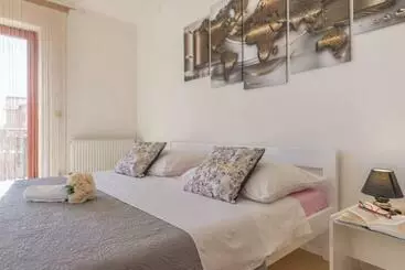 Apartments Julija In Vodice
