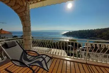 Turistihuoneistot Apartments Vukovic