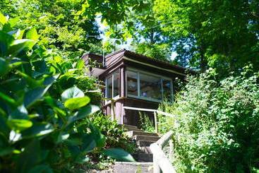 فندق Churchwood Valley