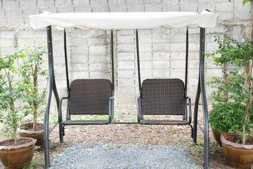 فندق Baan Luang Harn Guesthouse