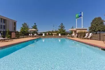בית מלון כפרי Holiday Inn Express Woodstock Shenandoah Valley, An Ihg
