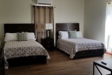 膳宿费 Villa Corsua