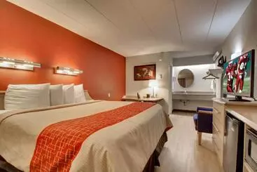 هتل Red Roof Inn St Louis  Westport