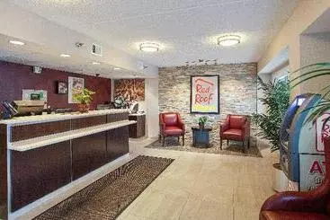 هتل Red Roof Inn Plus+ Nashville Airport