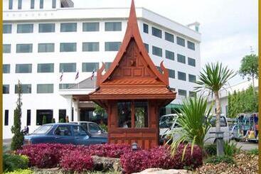 Hotelli Sri Uthong Grand