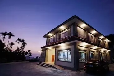 تختخواب و صبحانه Dong Ding Homestay