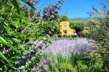 ベッドアンドブレックファースト Le Pavillon De Galon