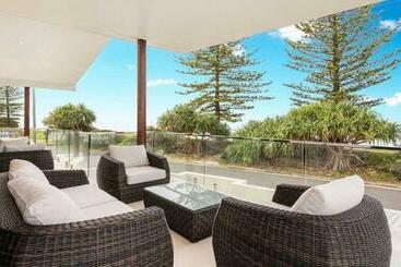 דירות לתיירים Coco De Mer Beach Villa 1