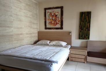 Hotel Oyo 2581 Ketut Smile