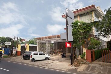 Otel Oyo 2443 Inn Joy