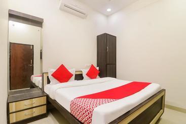 Hotel Oyo 64987 Balaji Palace