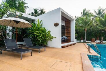 酒店 Zee Luxury Boutique