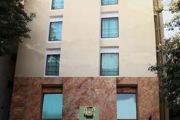 Hotel The Continentti Whitefield