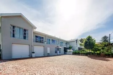 Turistihuoneistot Villa Eika